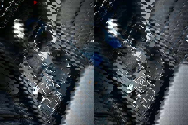 Used 2019 Volkswagen Atlas SEL Premium image 31