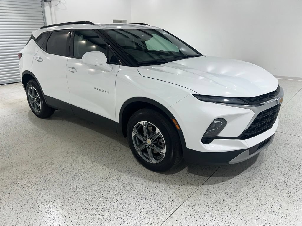 Used 2023 Chevrolet Blazer LT w/ Convenience Package FWD image 7