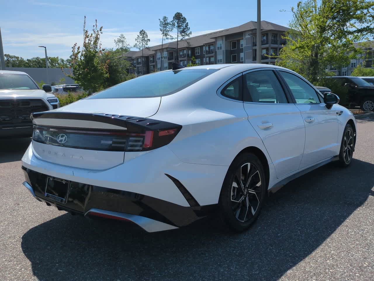 Used 2025 Hyundai Sonata SEL FWD image 6