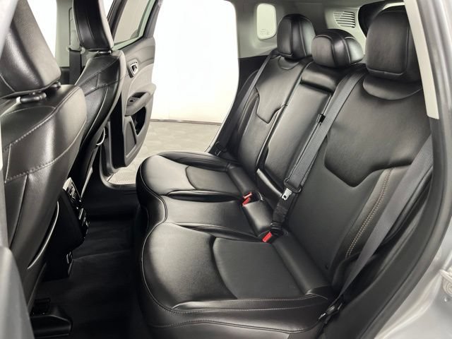 Used 2022 Jeep Compass Latitude AWD/4WD image 40