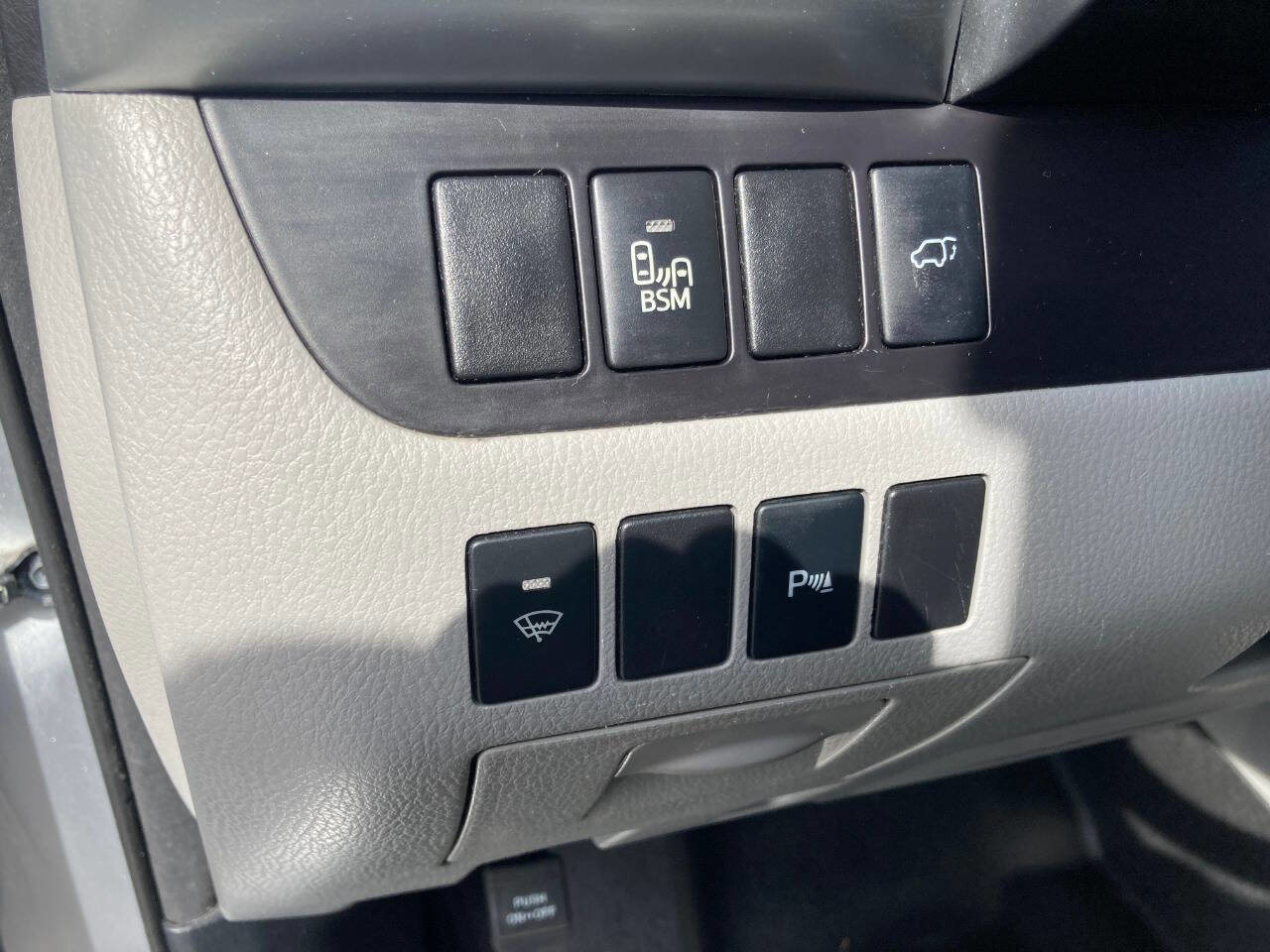 Used 2015 Toyota Highlander Limited image 72