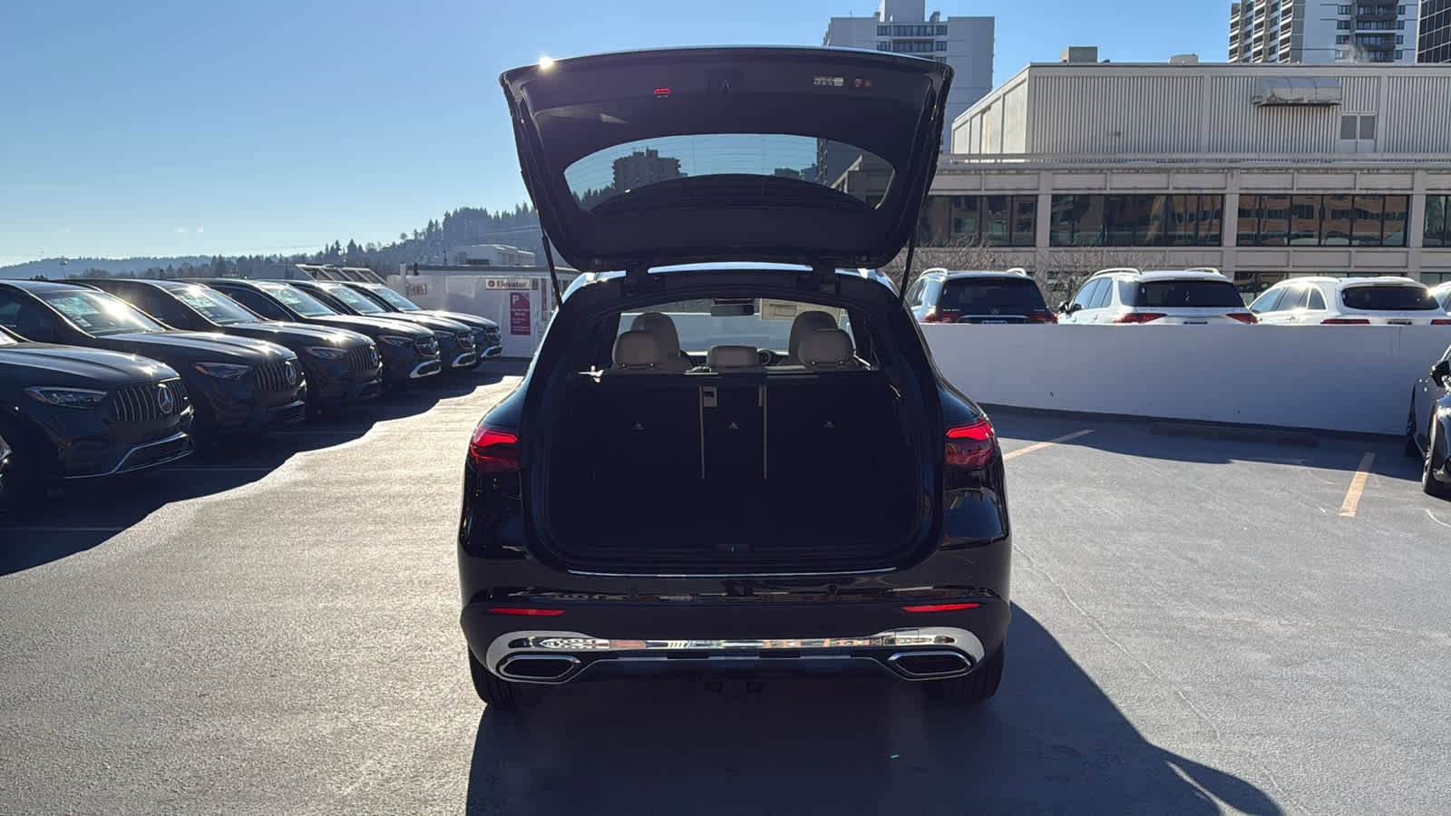 New 2026 Mercedes-Benz GLC 300 4MATIC image 8