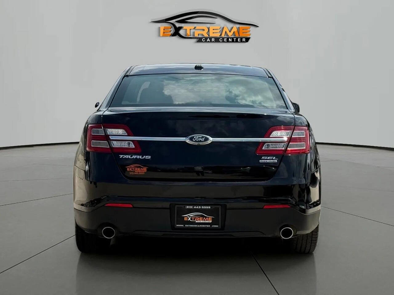 Used 2017 Ford Taurus SEL w/ Equipment Group 201A image 6