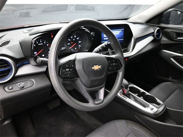 Used 2024 Chevrolet Trax LS image 12