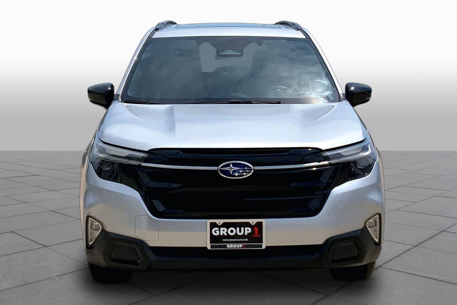 Used 2025 Subaru Forester Touring AWD/4WD image 4