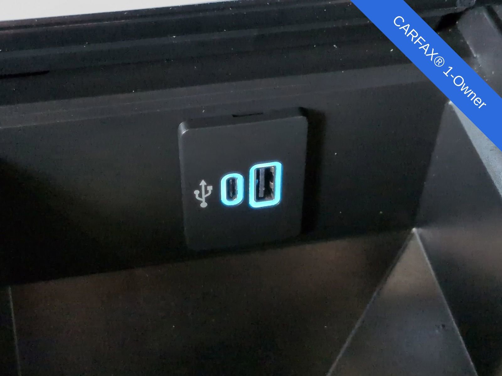 Used 2025 Ford F350 Platinum w/ FX4 Off-Road Package image 37