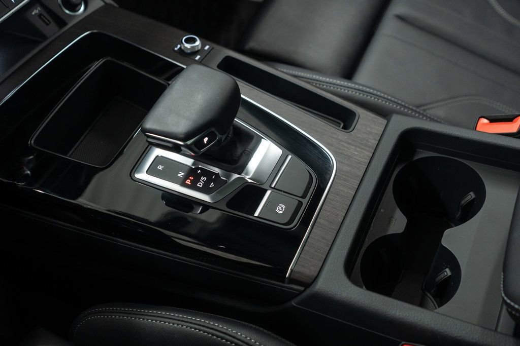 Used 2025 Audi Q5 e Premium image 19