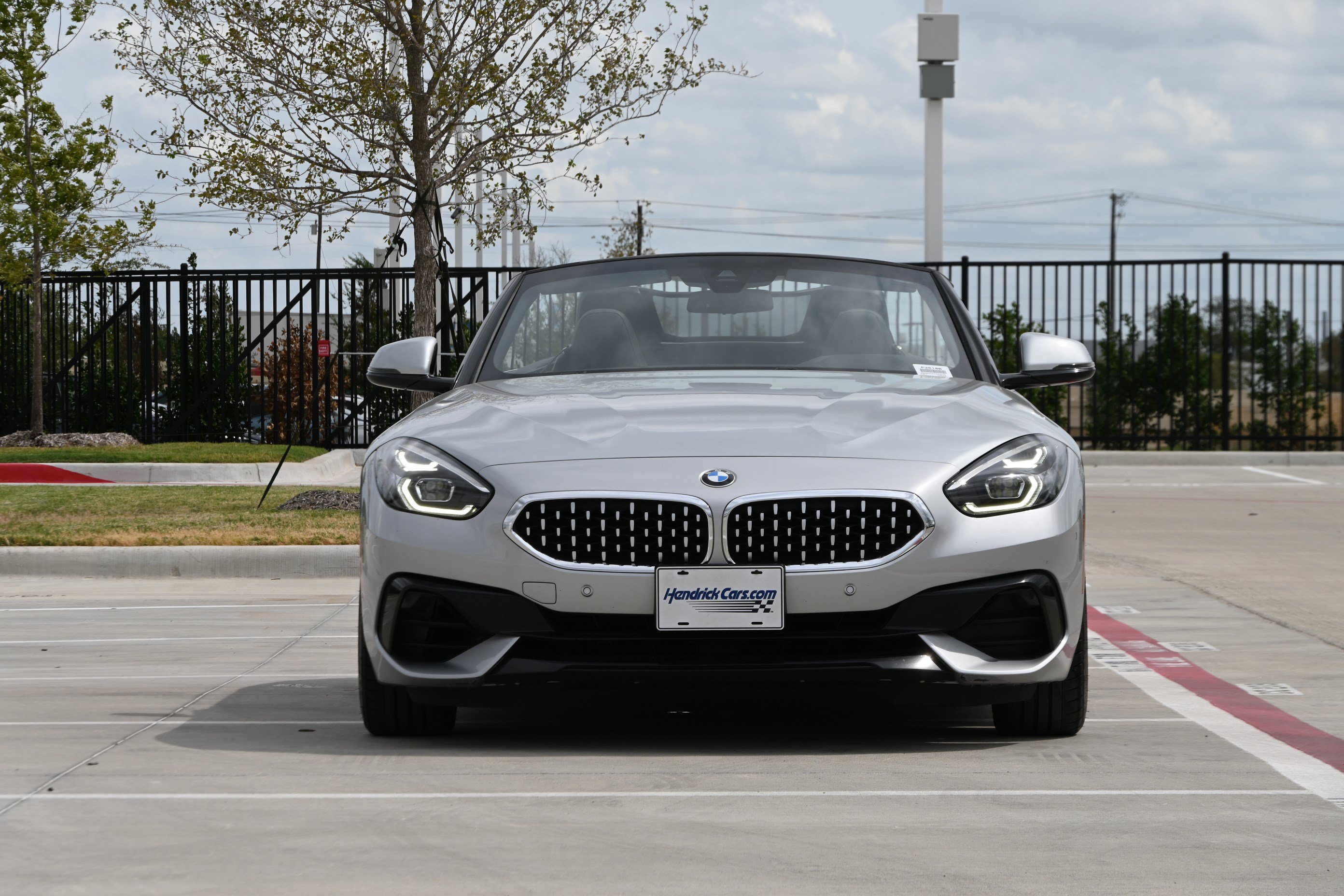 Used 2019 BMW Z4 sDrive30i w/ Premium Package RWD image 3