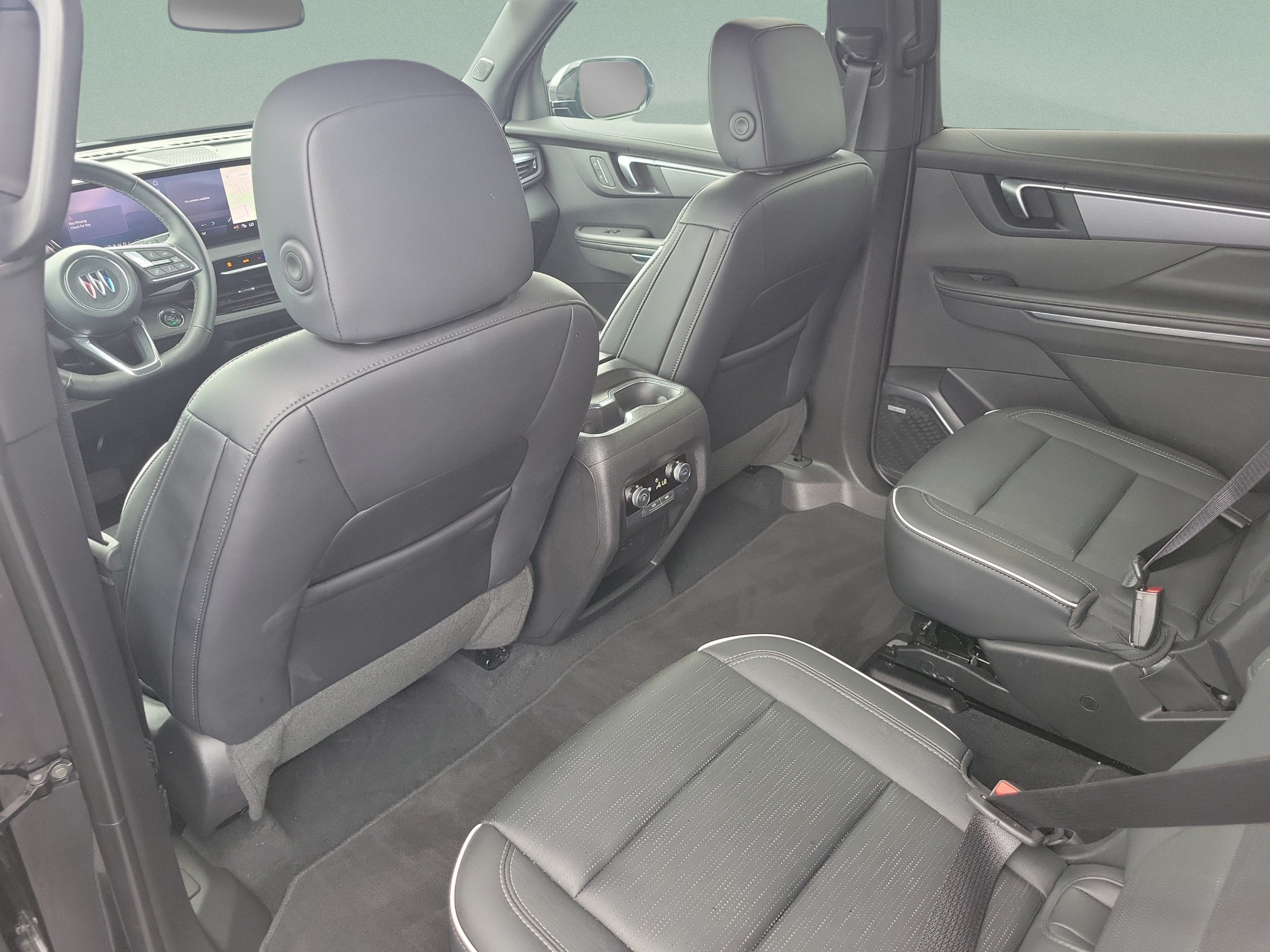 Used 2025 Buick Enclave Sport Touring FWD image 27