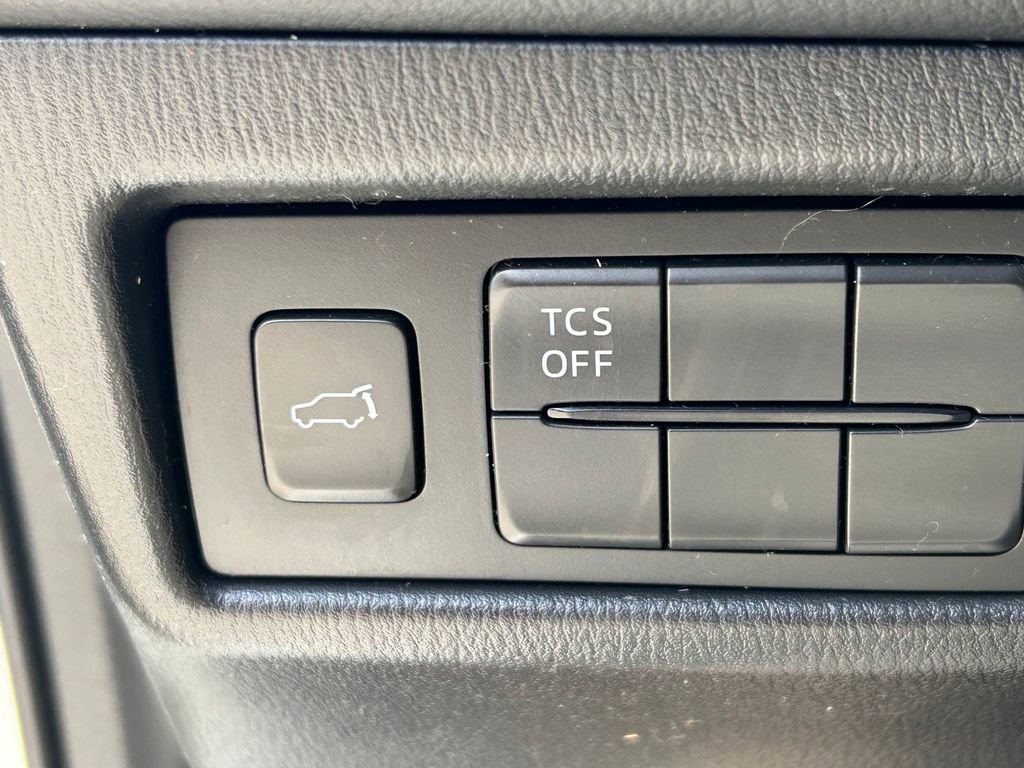 Used 2017 MAZDA CX-5 Touring w/ Preferred Equipment Package image 25