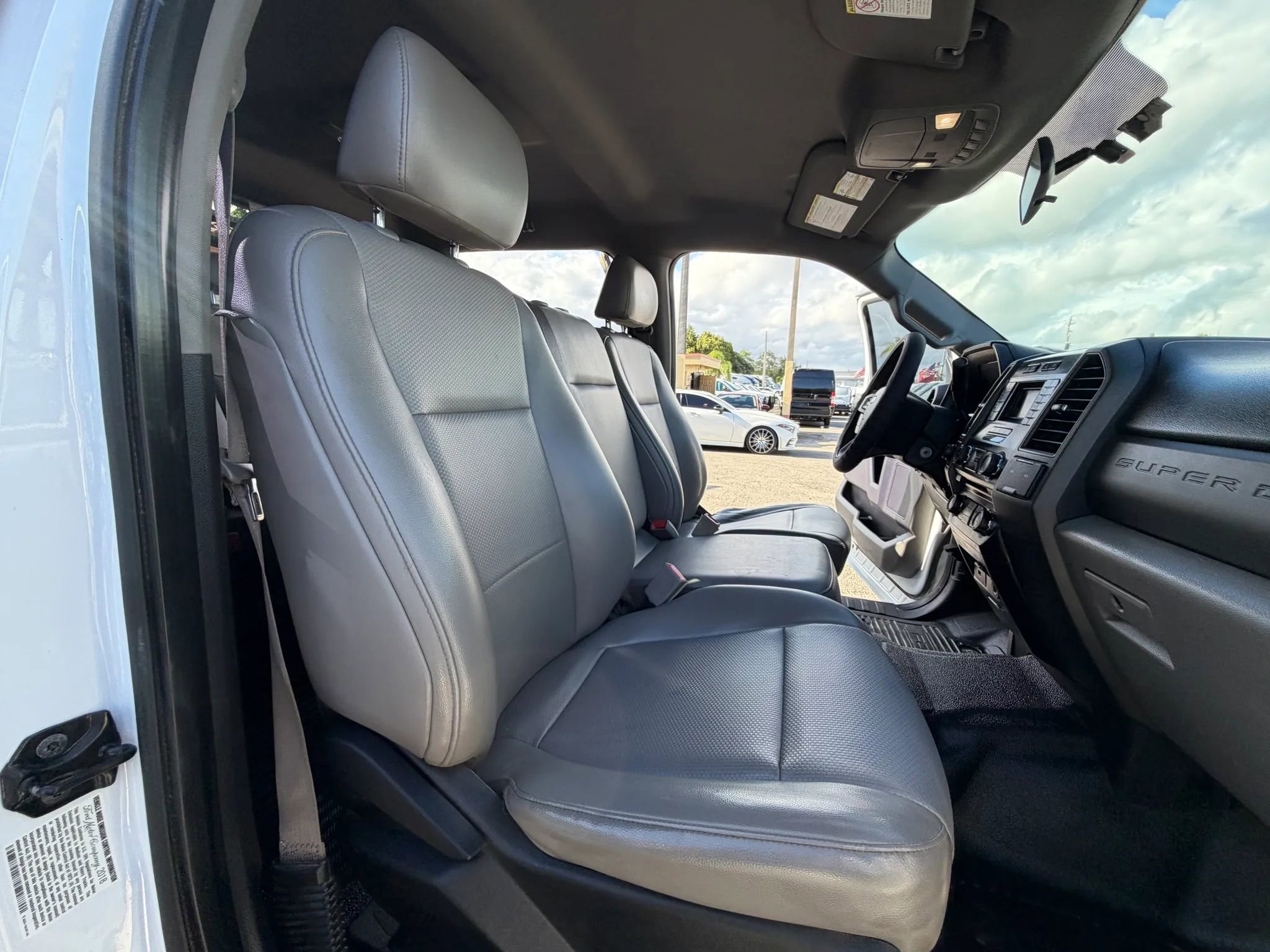 Used 2018 Ford F350 XL w/ Power Equipment Group image 20