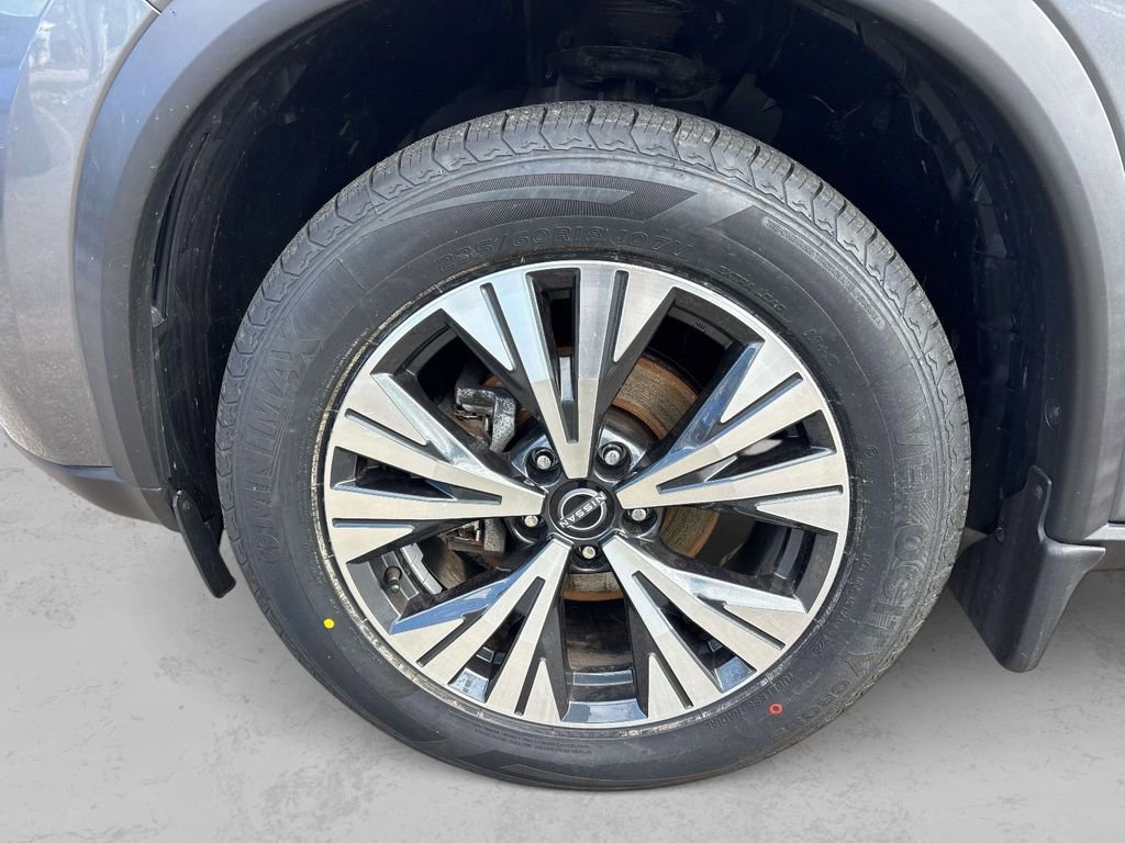 Certified 2023 Nissan Rogue SV w/ SV Premium B Package AWD/4WD image 7