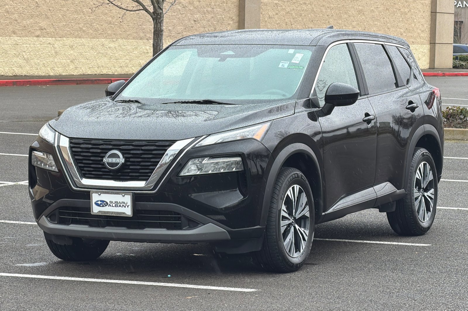 Used 2023 Nissan Rogue SV image 8