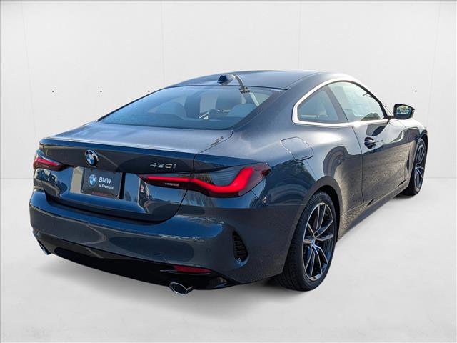 Used 2026 BMW 430i Coupe w/ Parking Assistance Package image 2