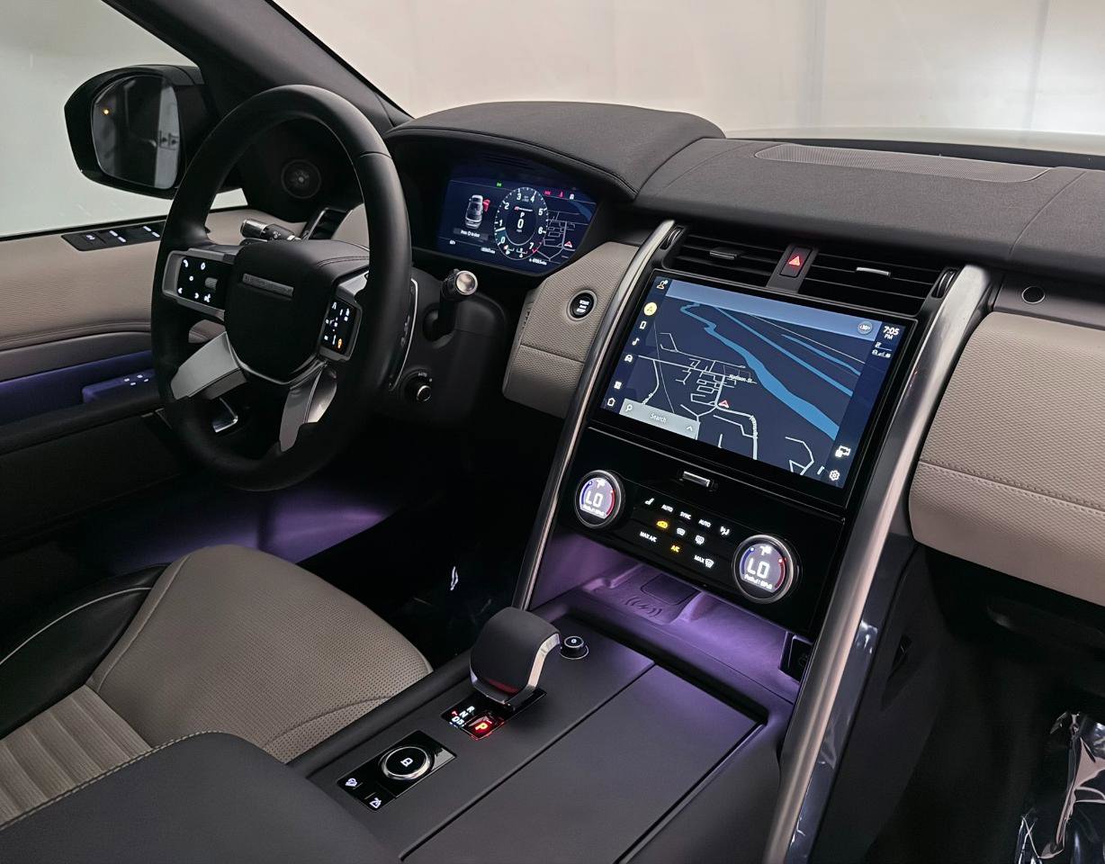 Used 2022 Land Rover Discovery HSE R-Dynamic image 28