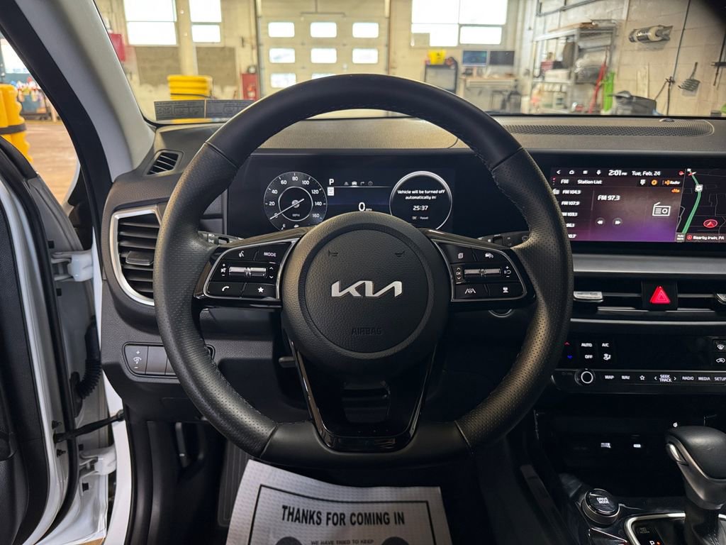 Certified 2025 Kia Seltos SX image 15