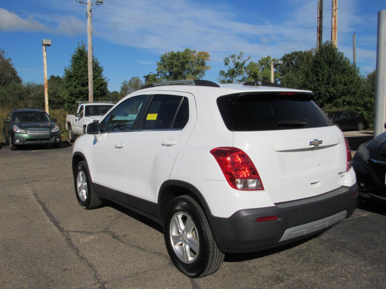Used 2016 Chevrolet Trax LT w/ LT Convenience Package AWD/4WD image 24
