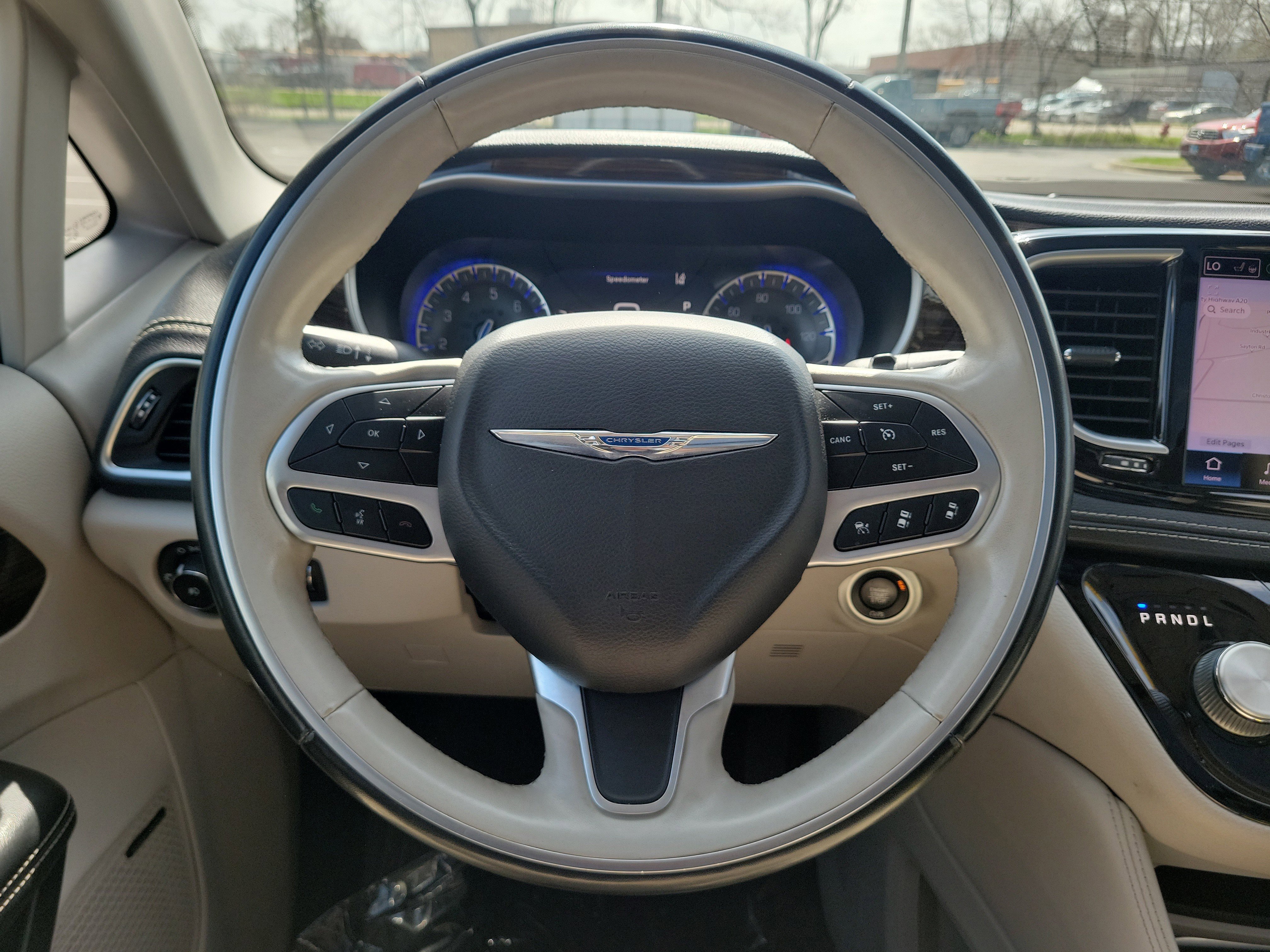 Used 2021 Chrysler Pacifica Limited w/ Premium & Safety Sphere Group image 25