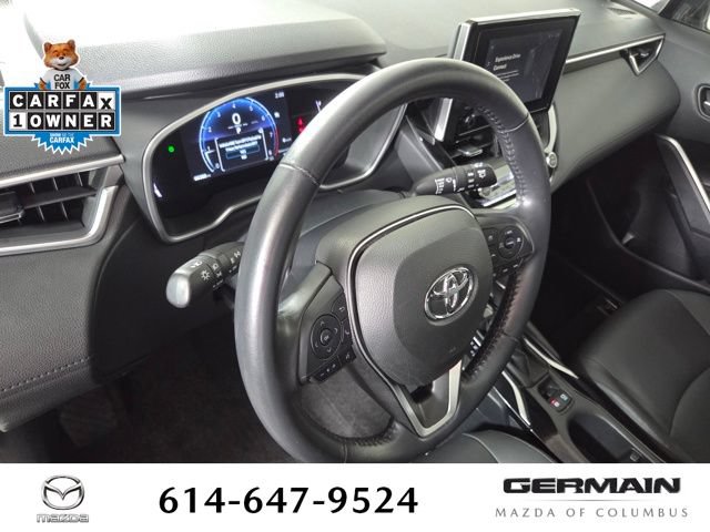 Used 2023 Toyota Corolla Cross XLE w/ Convenience Package AWD/4WD image 17