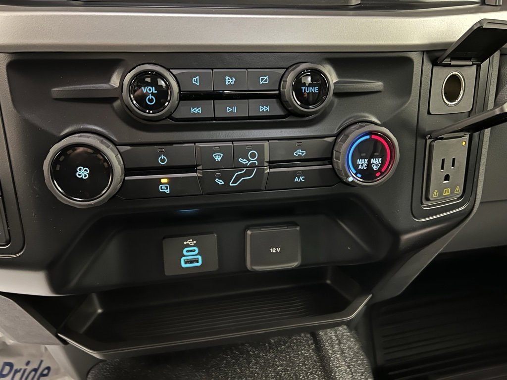 New 2024 Ford F550 4x4 Regular Cab Super Duty image 13