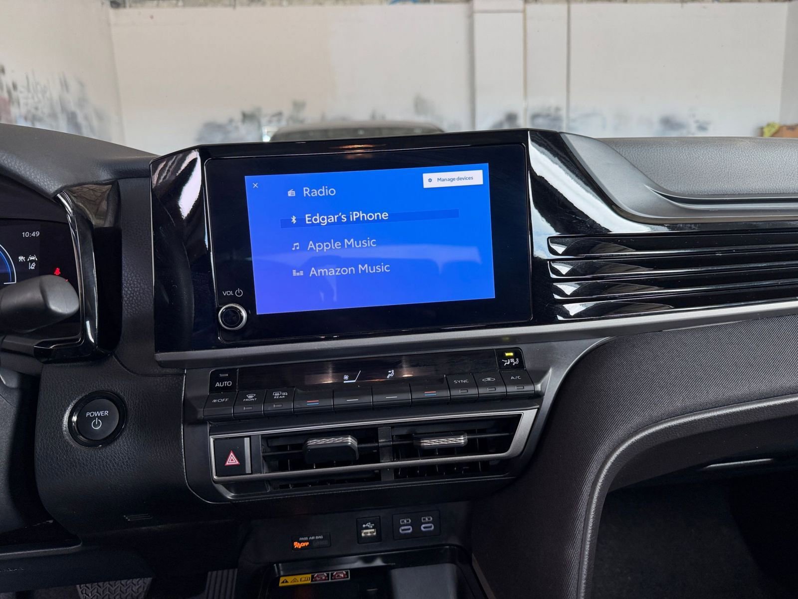 Used 2025 Toyota Camry LE image 18