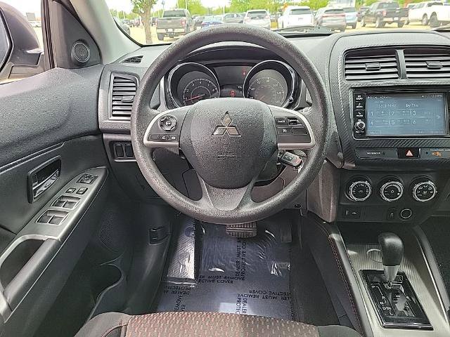 Used 2018 Mitsubishi Outlander Sport ES FWD image 11