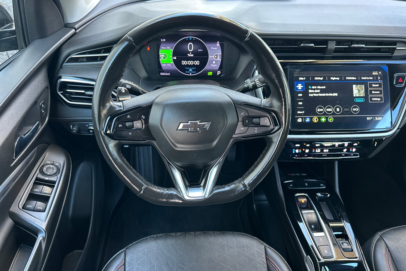 Used 2023 Chevrolet Bolt EUV Premier w/ Redline Edition image 13