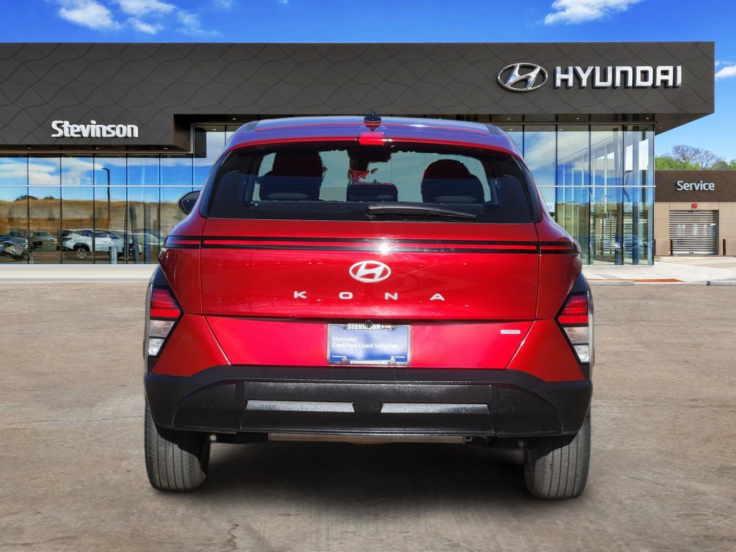 Certified 2024 Hyundai Kona SE image 3