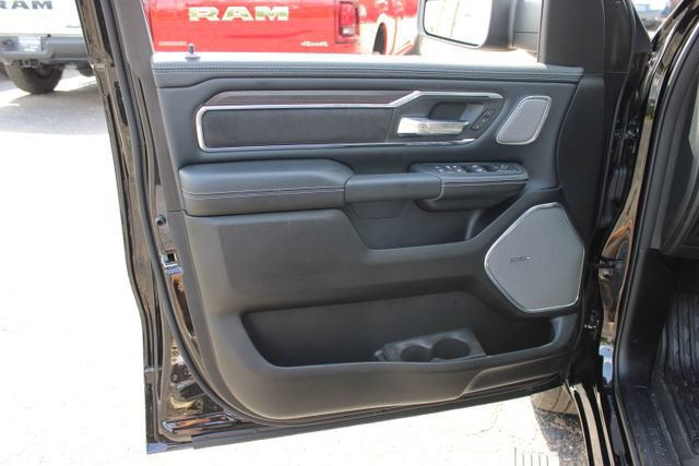 Used 2026 RAM 1500 Laramie w/ Night Edition AWD/4WD image 10