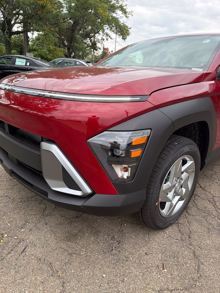 New 2027 Hyundai Kona SE AWD/4WD image 9