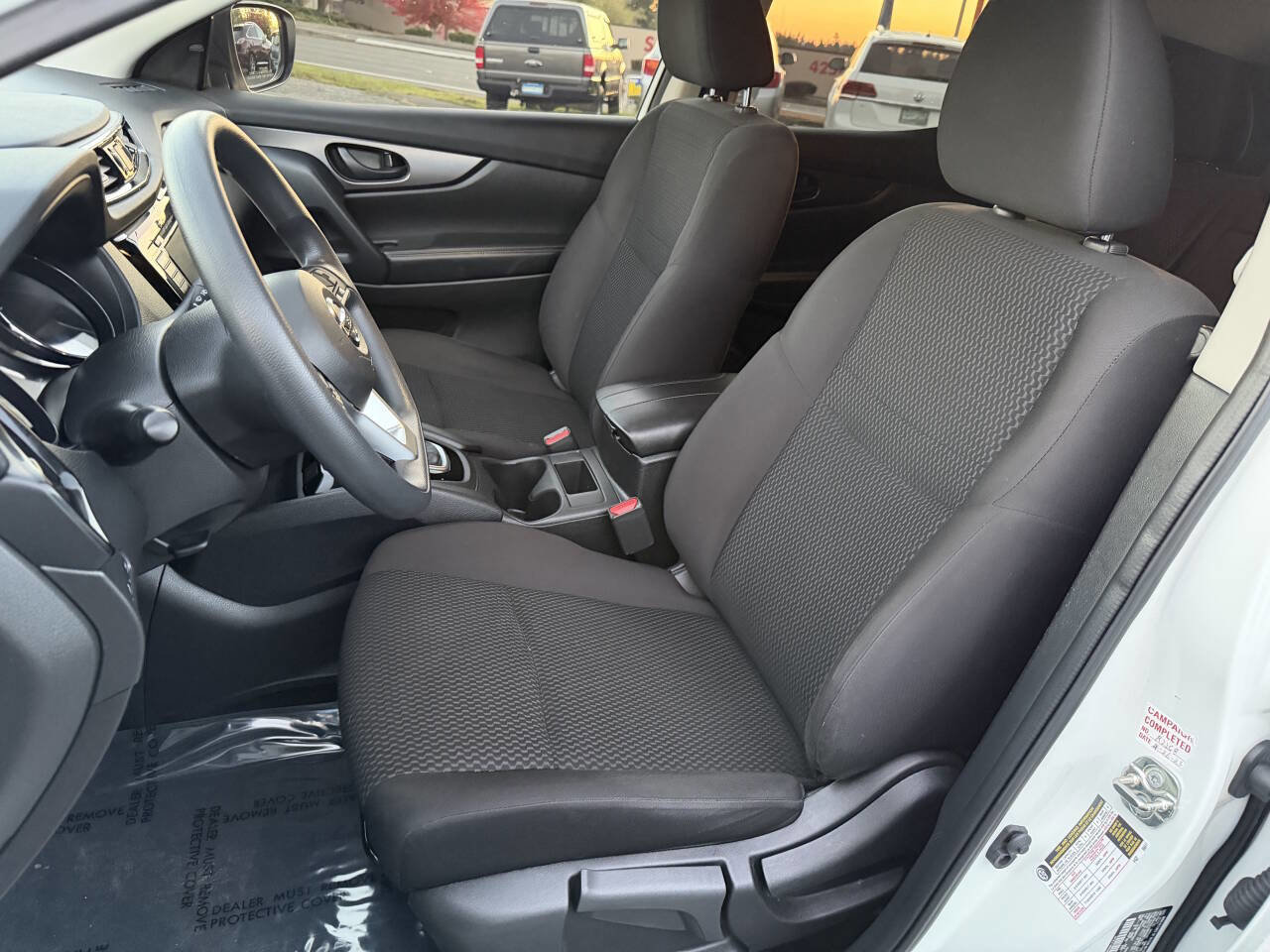 Used 2022 Nissan Rogue Sport S image 17