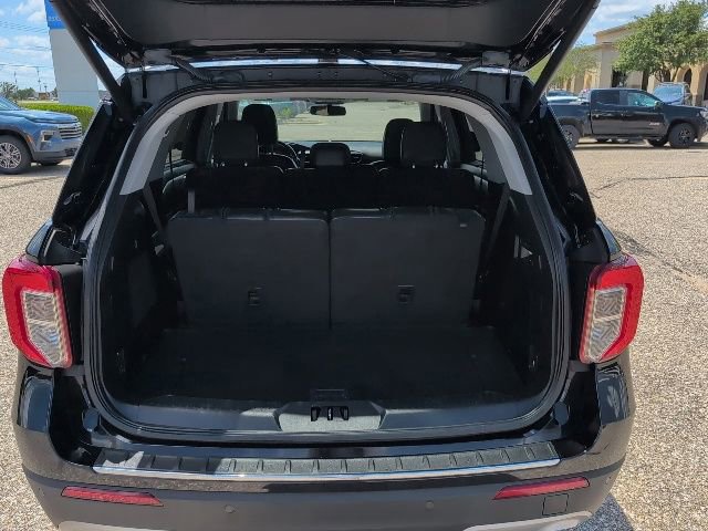 Used 2021 Ford Explorer Limited w/ Equipment Group 301A RWD image 21