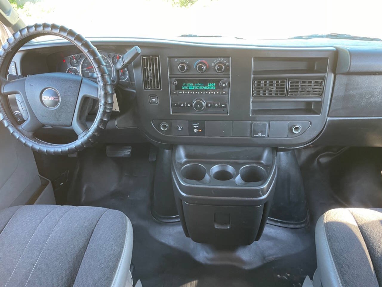 Used 2019 GMC Savana 2500 w/ Driver Convenience Package RWD image 11