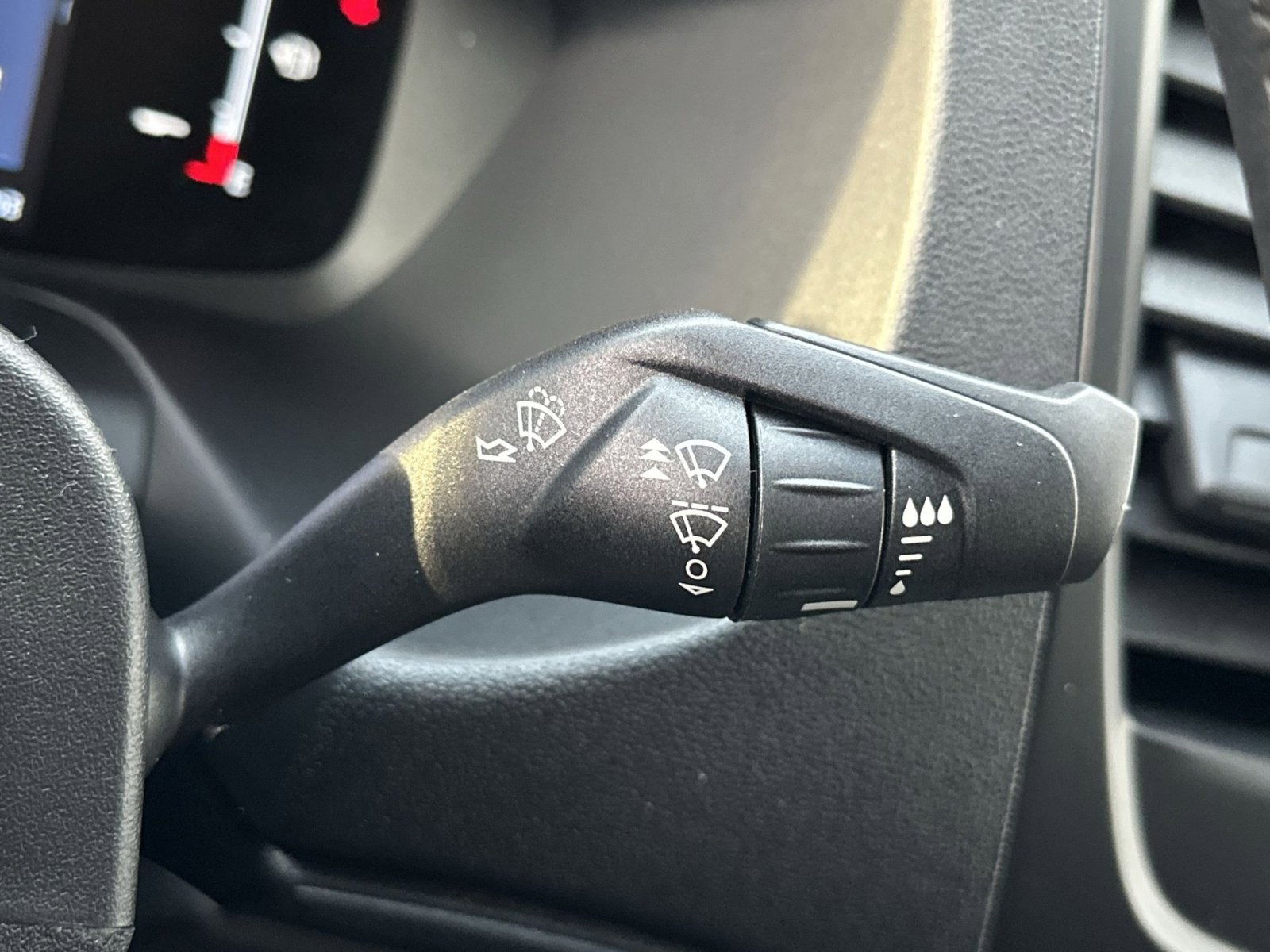 New 2026 Ford Transit 250 148 Medium Roof Extended AWD w/ Load Area Protection Package image 30