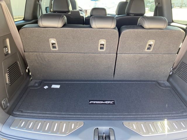 New 2026 Nissan Armada PRO-4X image 33