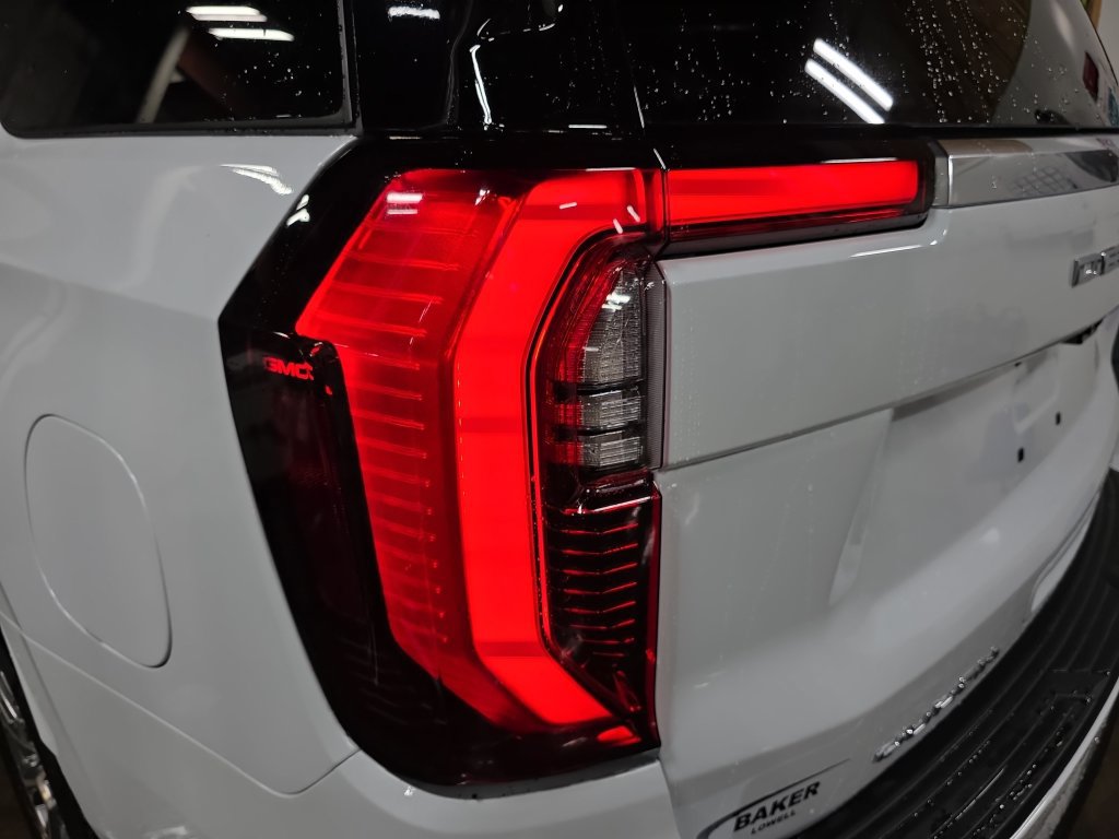 New 2026 GMC Yukon Denali w/ Denali Reserve Package AWD/4WD image 39
