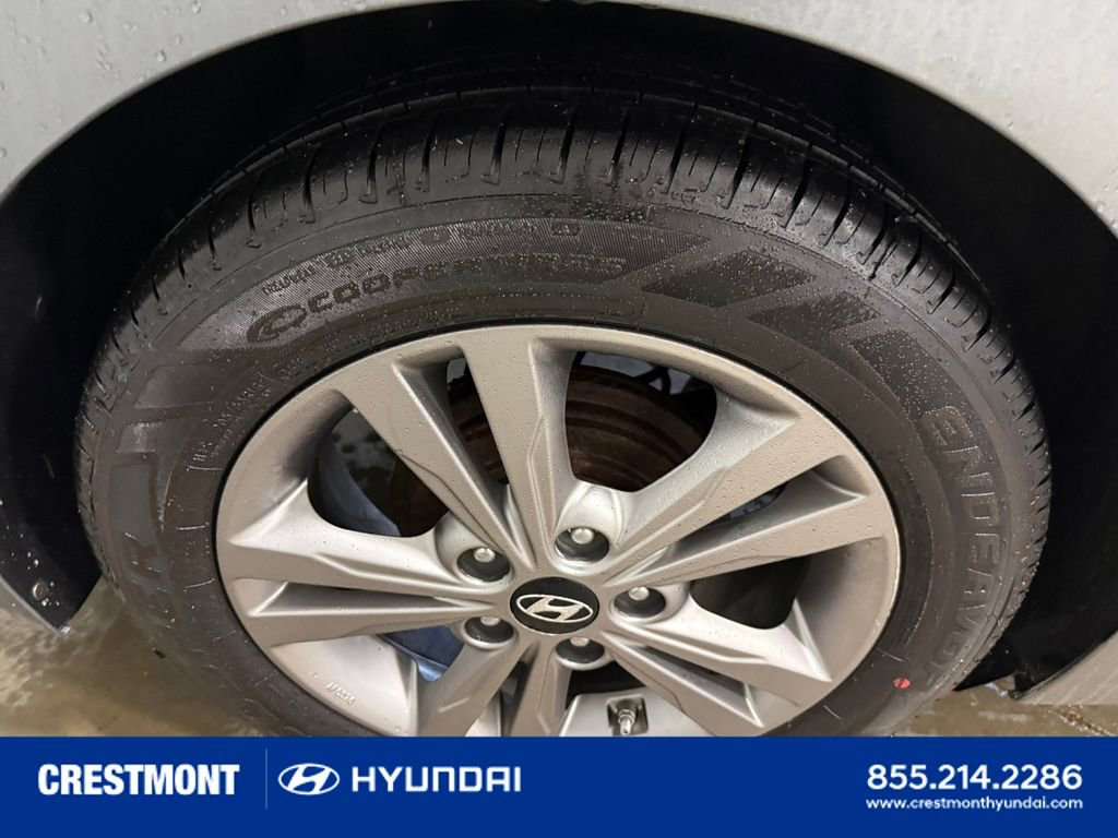 Used 2017 Hyundai Elantra SE w/ SE A/T Tech Package 03 image 17