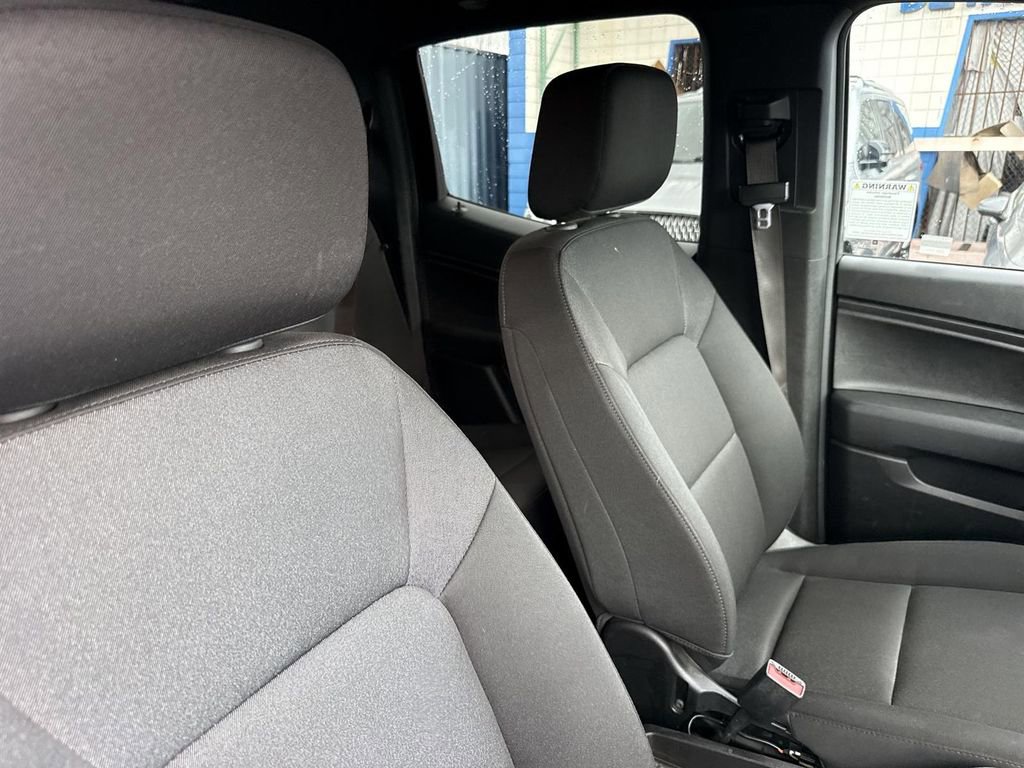 Used 2024 Chevrolet Colorado W/T image 24