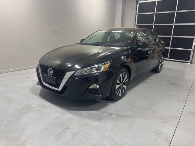 Used 2022 Nissan Altima 2.5 SV image 3
