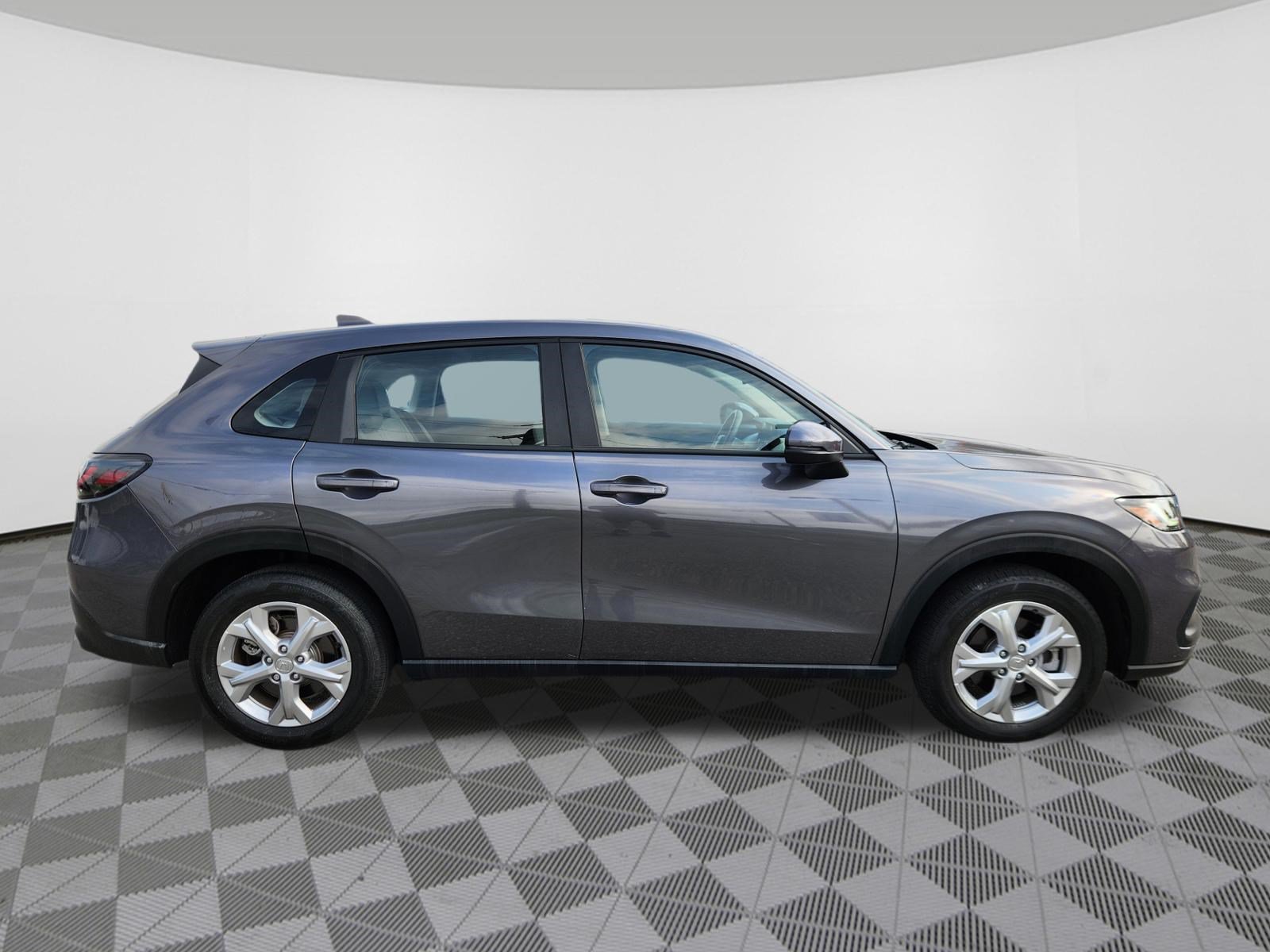 Certified 2024 Honda HR-V LX image 6
