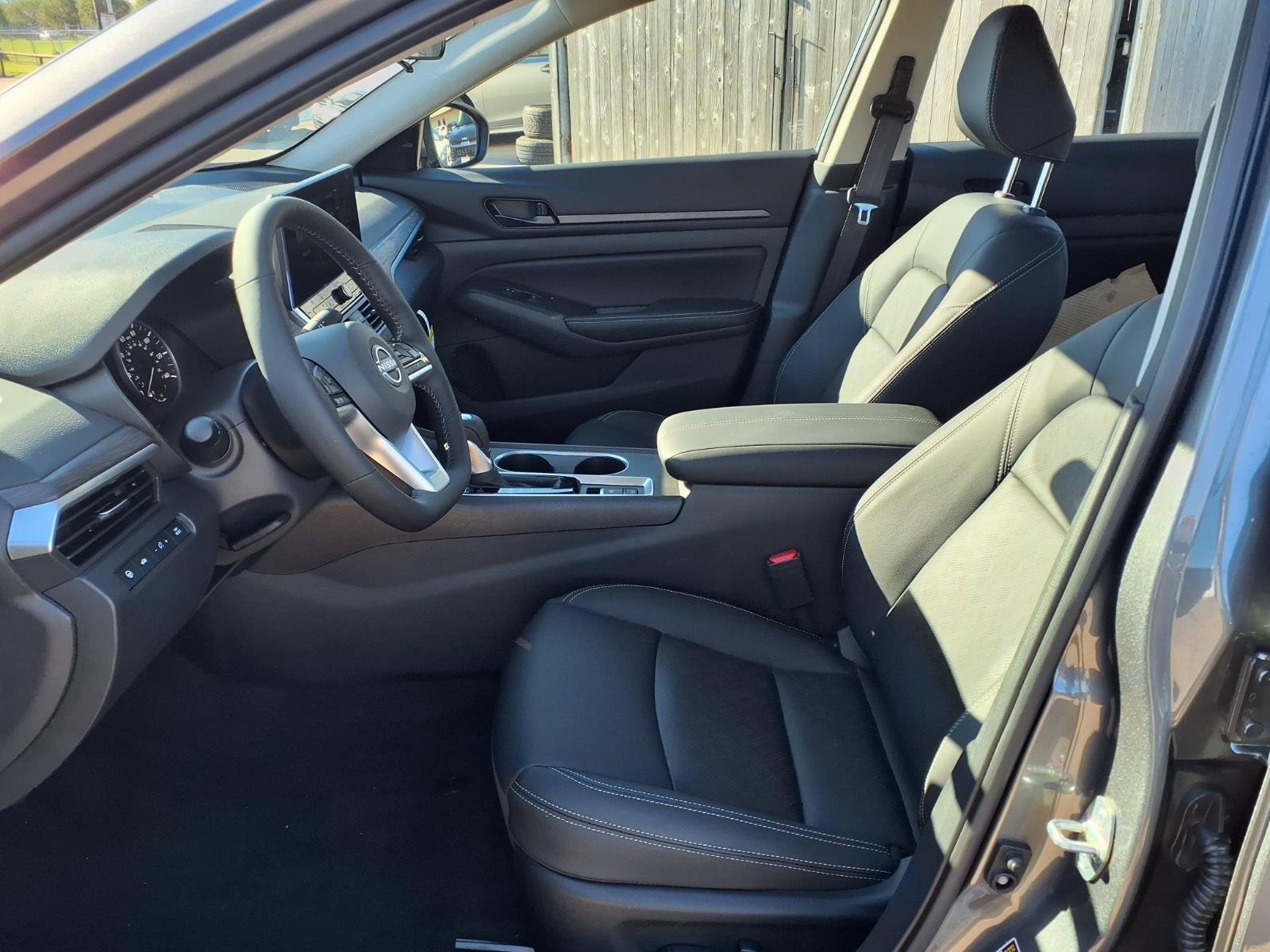 New 2026 Nissan Altima 2.5 SV w/ SV Premium Package FWD image 12