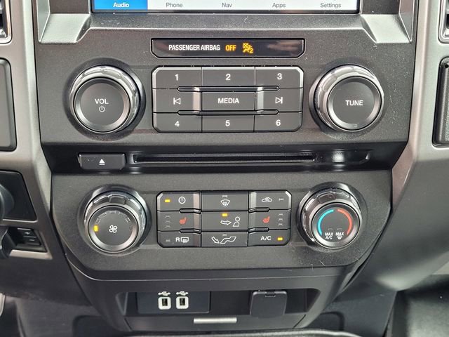 Used 2017 Ford F150 XLT w/ Equipment Group 302A Luxury image 25