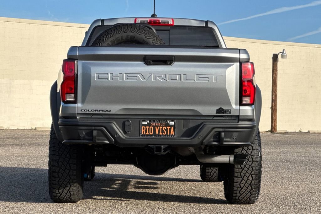 Certified 2024 Chevrolet Colorado ZR2 w/ ZR2 Bison Edition AWD/4WD image 5