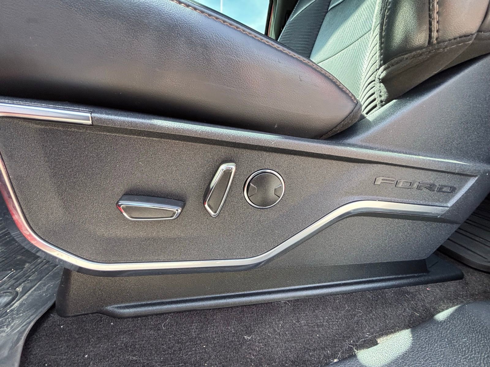 Used 2022 Ford F150 Raptor w/ Equipment Group 801A High image 10