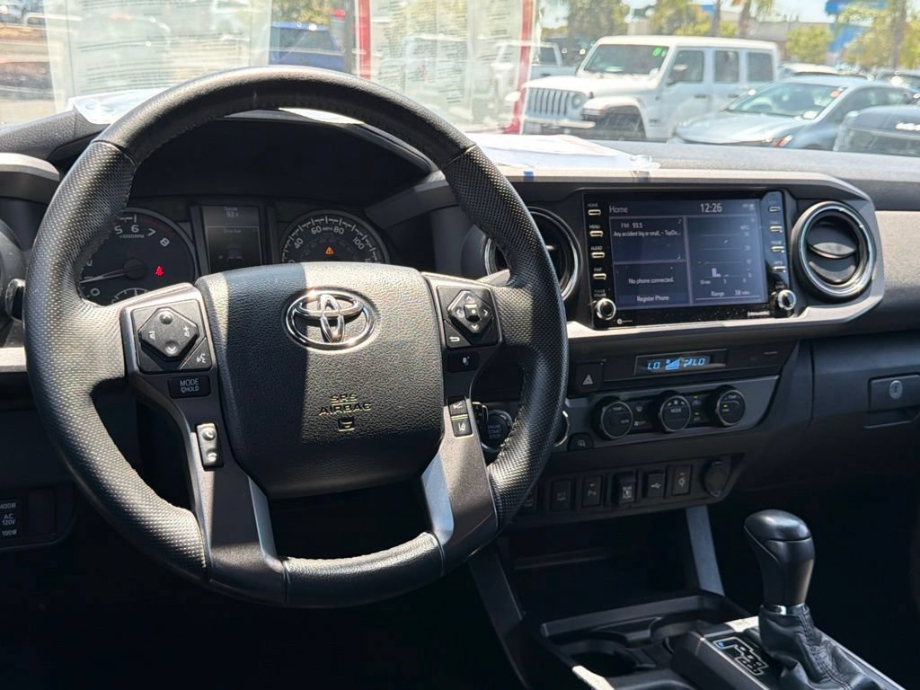 Certified 2021 Toyota Tacoma TRD Off-Road w/ Technology Package AWD/4WD image 32