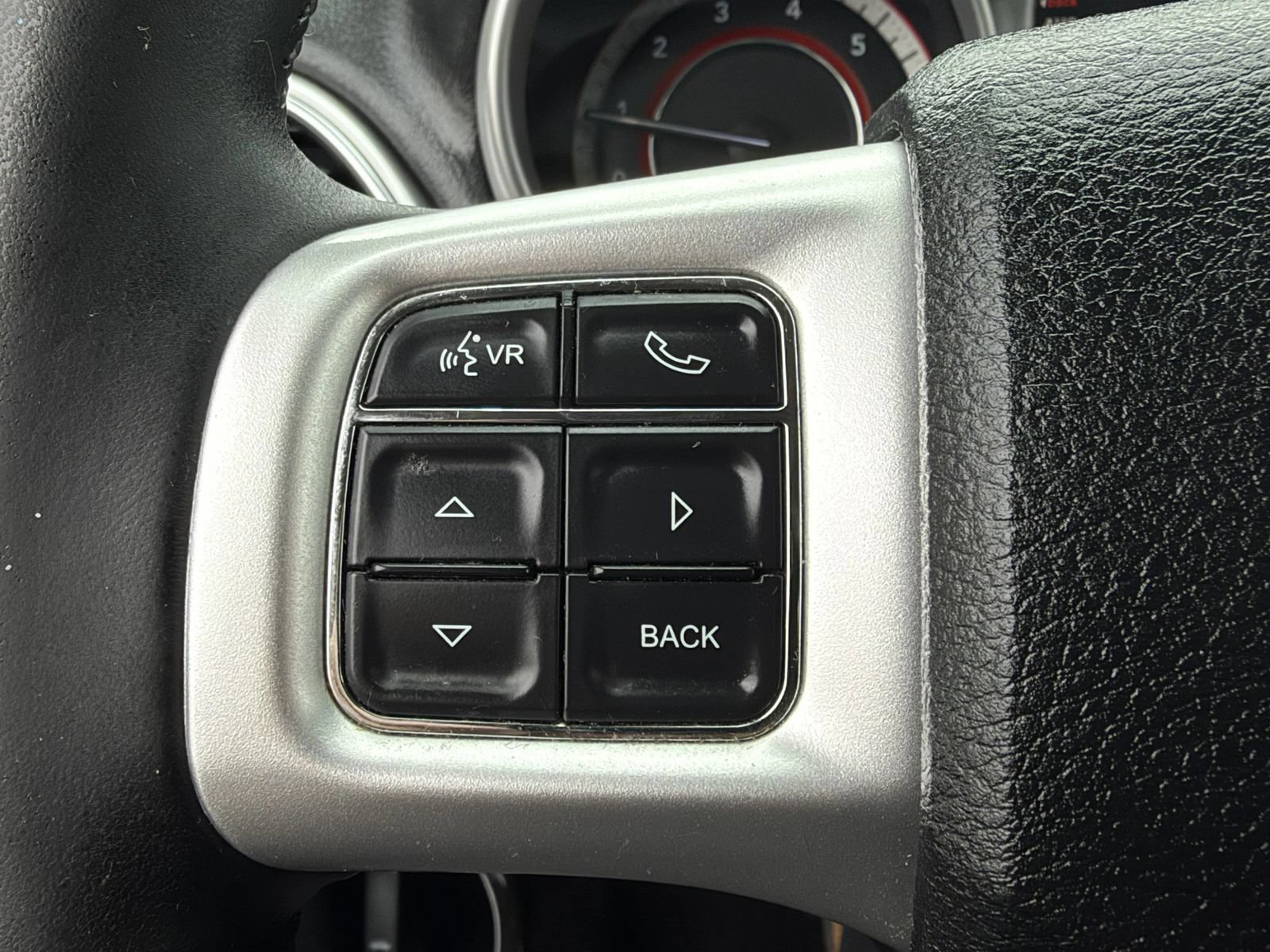 Used 2016 Dodge Journey SE w/ Flexible Seating Group FWD image 17