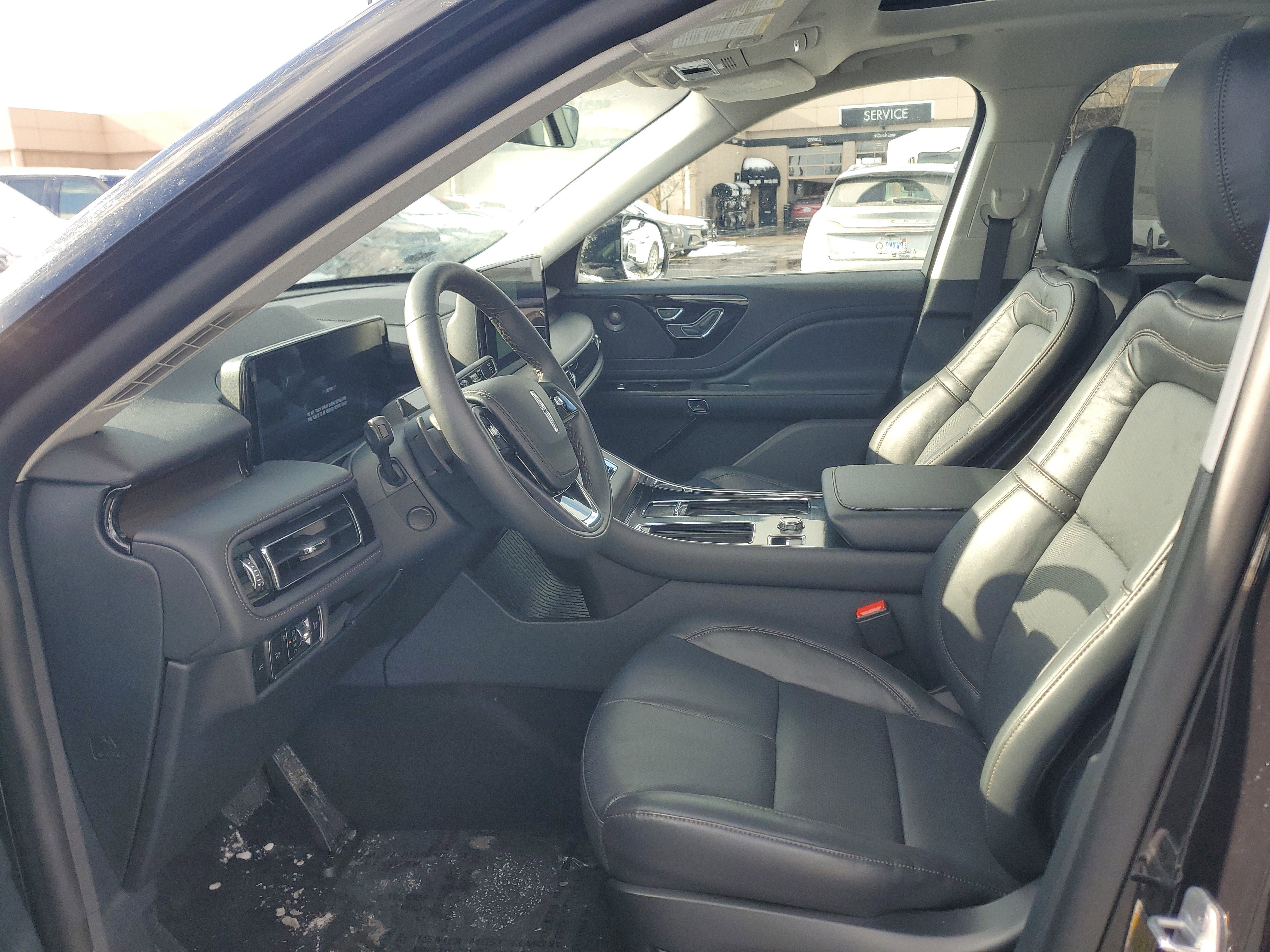 New 2025 Lincoln Aviator Reserve image 12