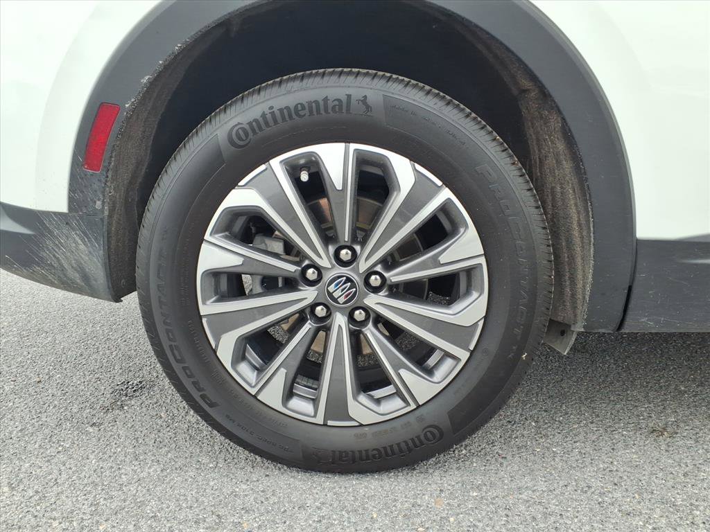 Used 2024 Buick Envision Preferred AWD/4WD image 25