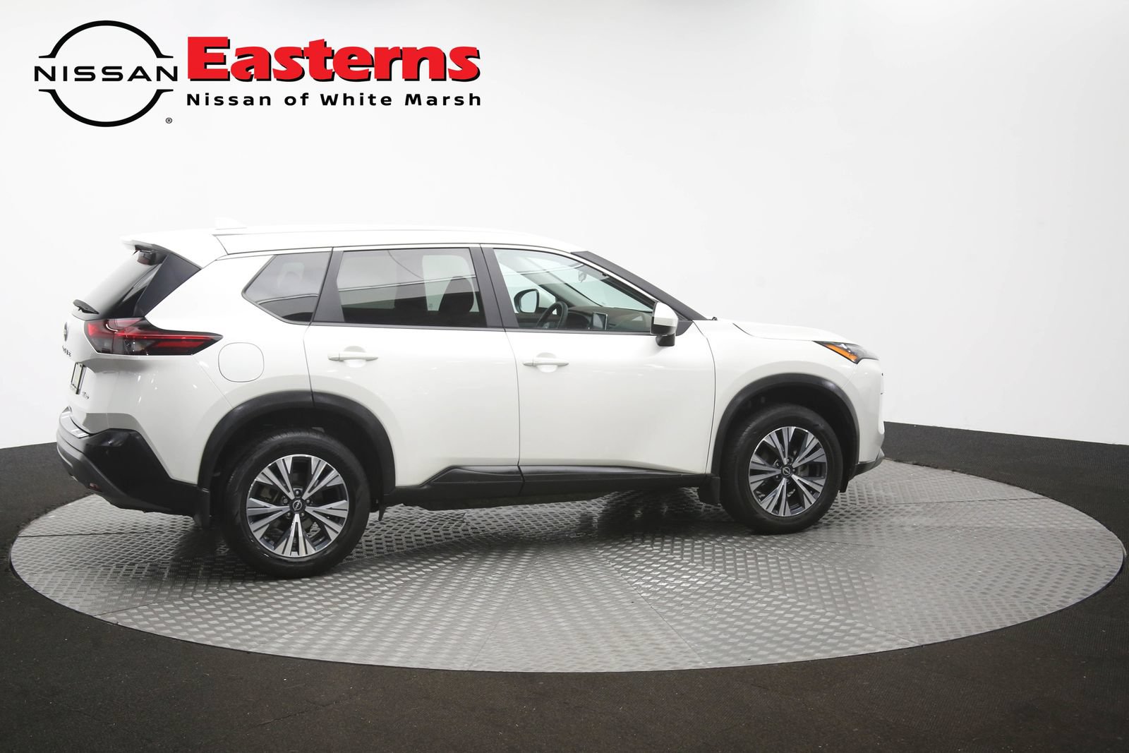 Used 2023 Nissan Rogue SV AWD/4WD image 44