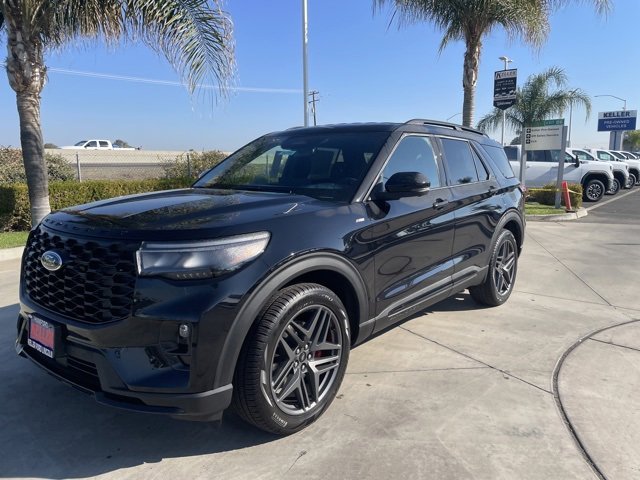 New 2025 Ford Explorer ST-Line